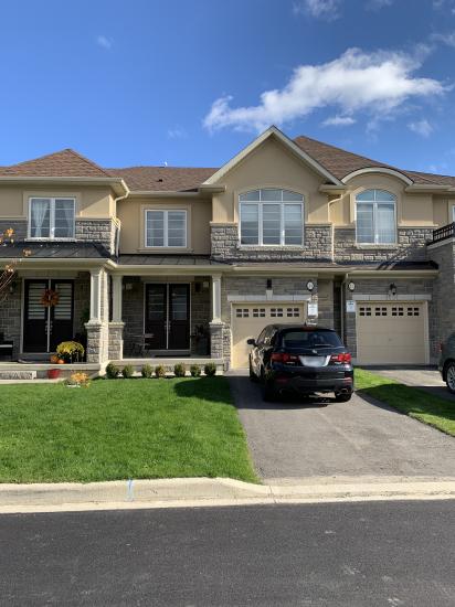 Property listing for 13 Beasley Grove, Ancaster, ON